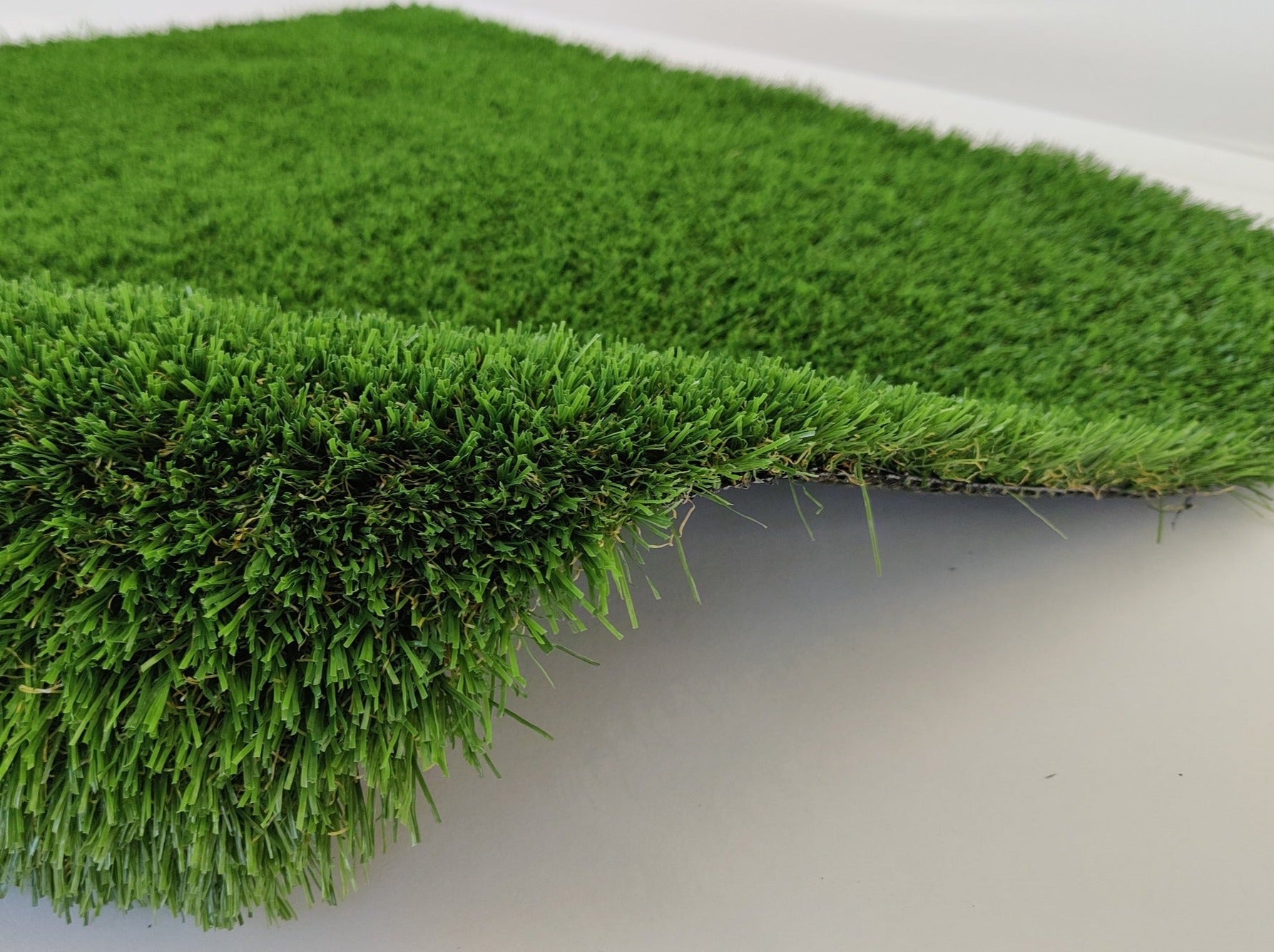 Greenside Artificial Grass Midway 2m x 1.85m